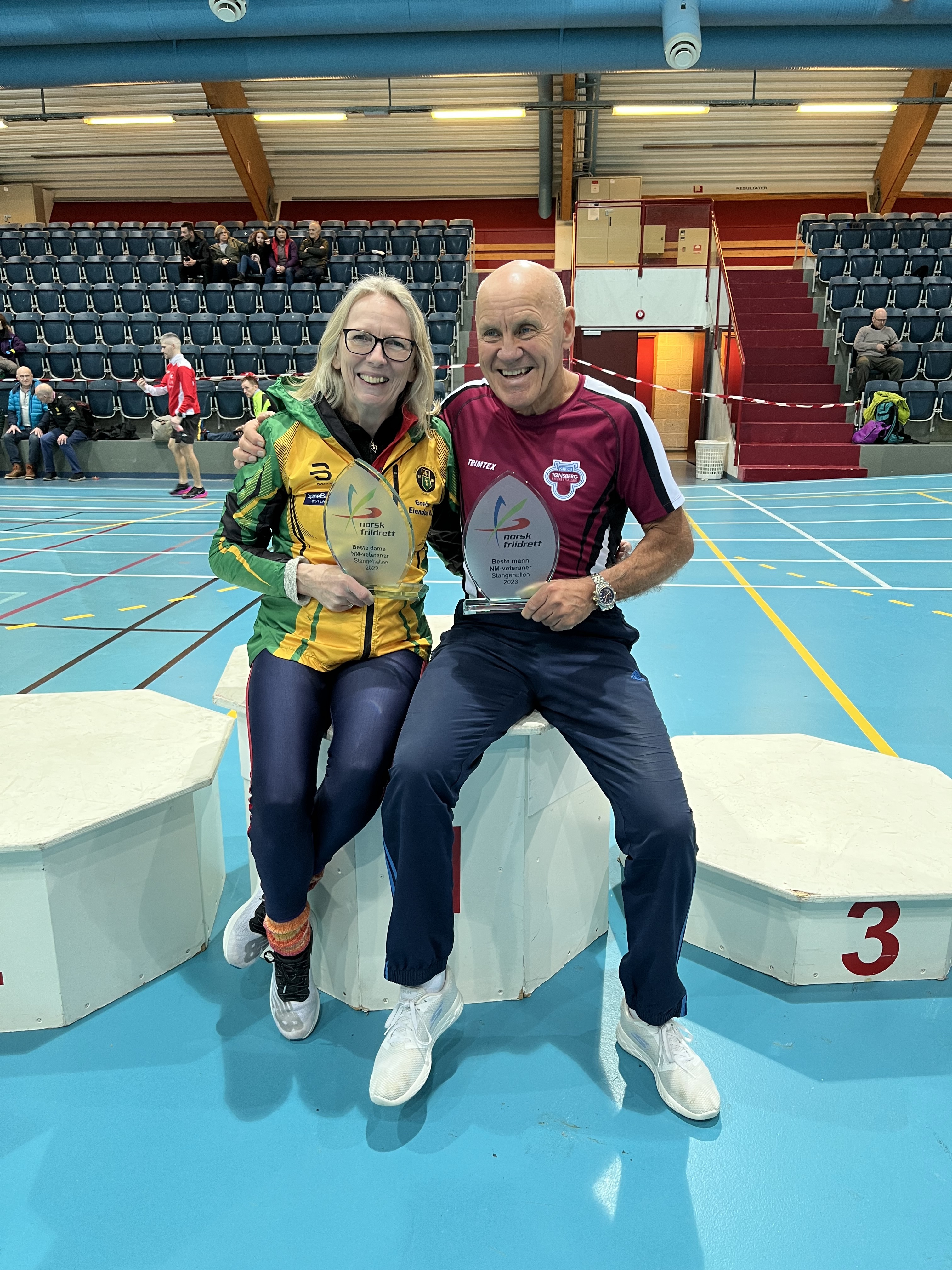 Flere norske rekorder og bestemannspremier til Tudem og Sundheim