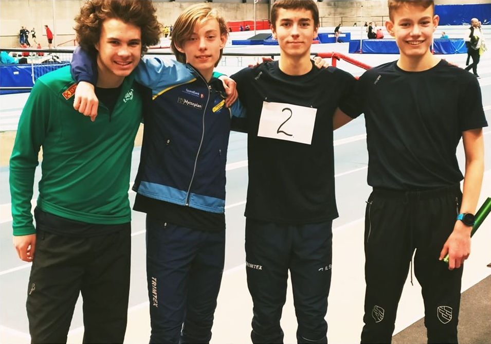 BUSKERUD PÅ ANDREPLASS I KRETSKAMPEN