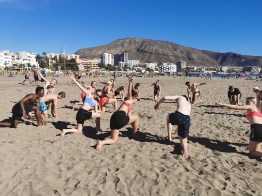 Strand Tenerife.jpg