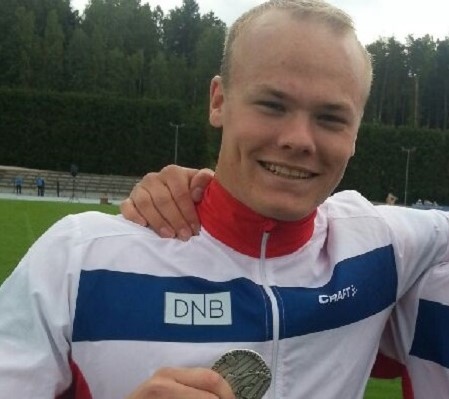 To uttekne på rekruttlandslag